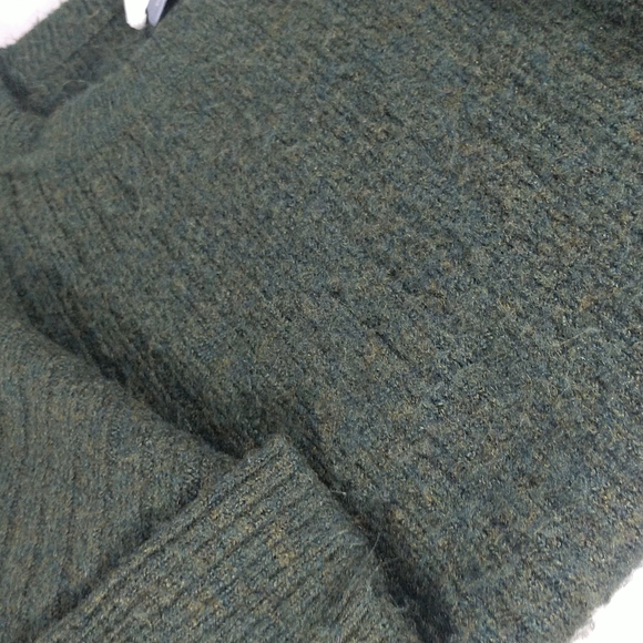 Old Navy Green Sweater Top - Picture 7 of 7